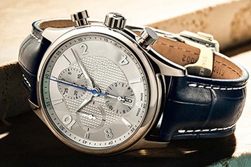 大连劳力士表走慢维修多少钱